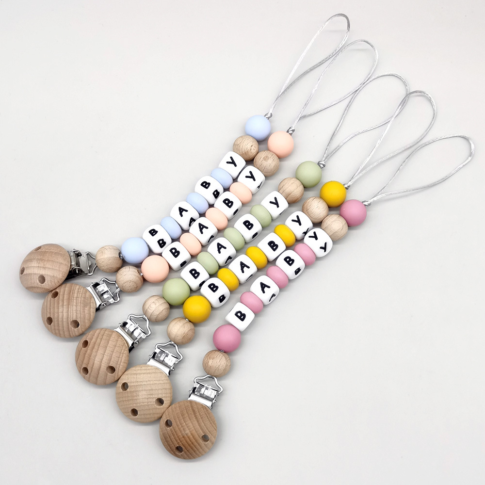 Clips para chupete con nombre  - Baby Products In reseña y precio